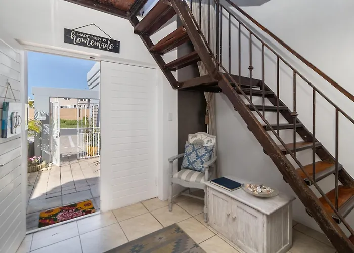 The Sandcastle Guesthouse - Melkbosstrand